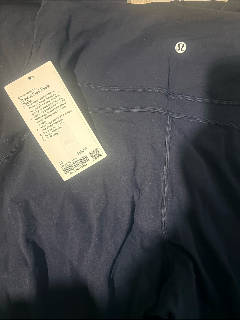 Lululemon - Picture 5 of 6